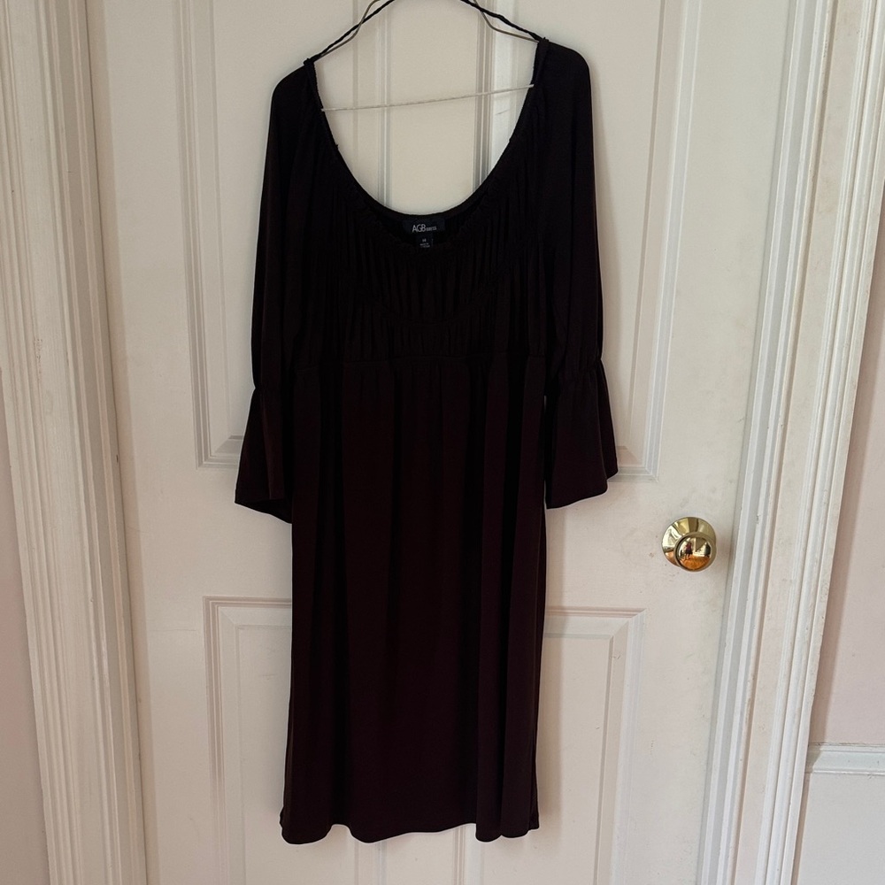 Elegant Brown Long Sleeve Dress. A-9